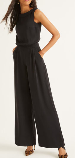Can work with or without an inner shirt.